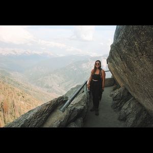 Meet your Posher, Elisa